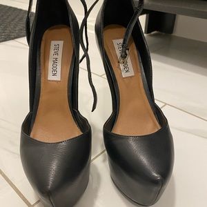 Steve Madden Deeny Pump